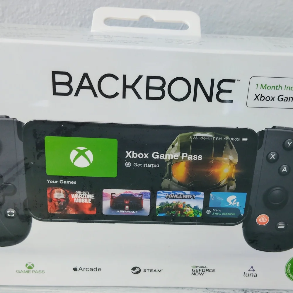 Play Station Backbone Lightning made for iPhone.